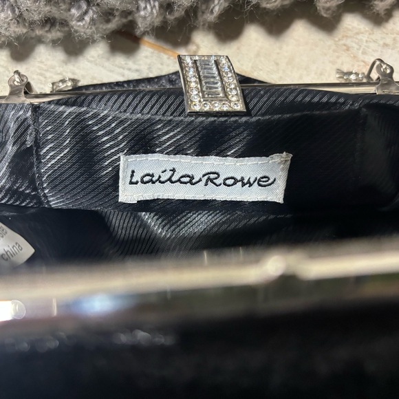 ❤️Laila Rowe Black & Gray Velvet Evening Bag - Picture 5 of 6